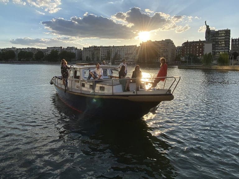 vedette norvegienne a paris